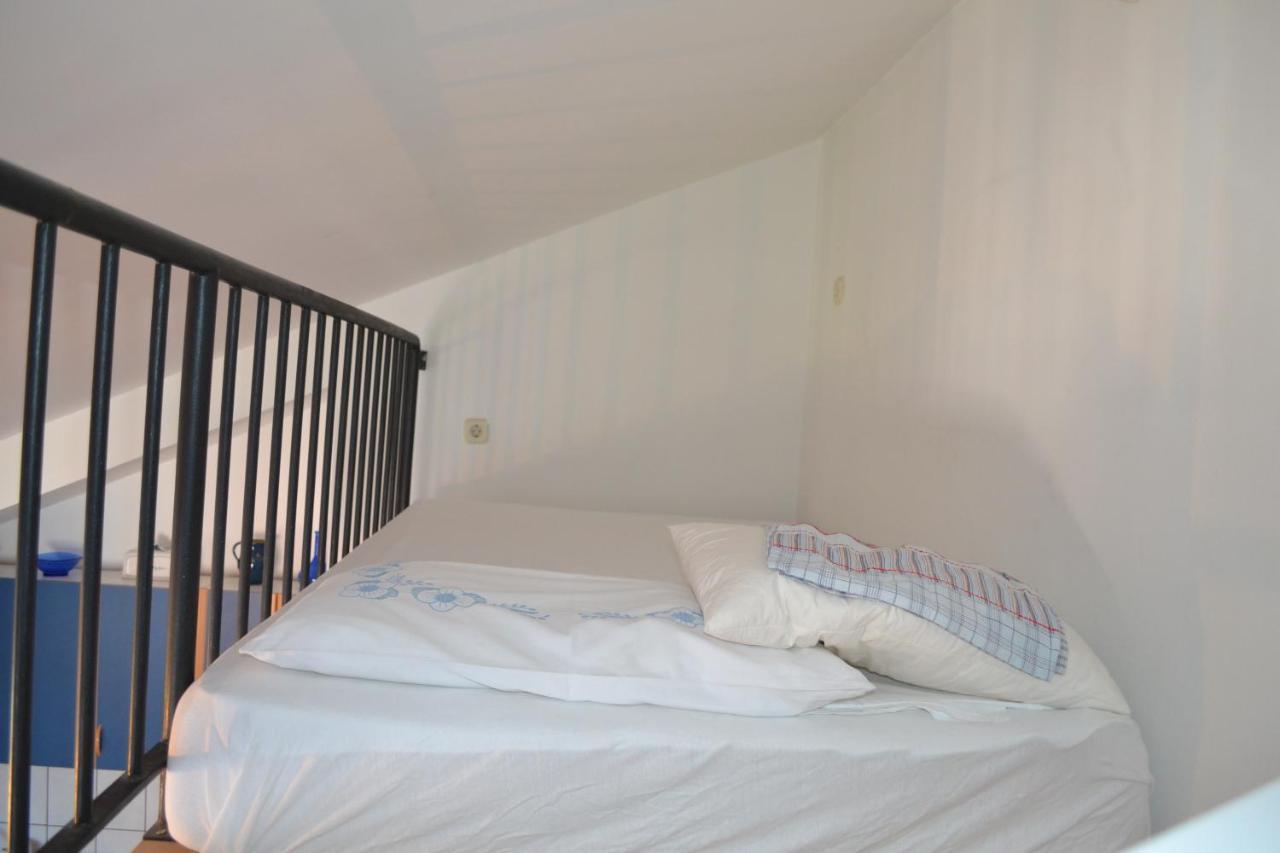 Apartments Lucija Srima Bagian luar foto